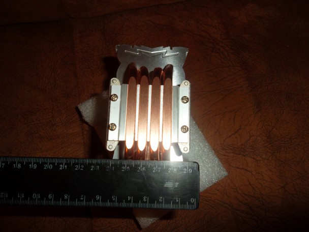 Zalman CNPS10X Optima. Трубки теплоотвода.